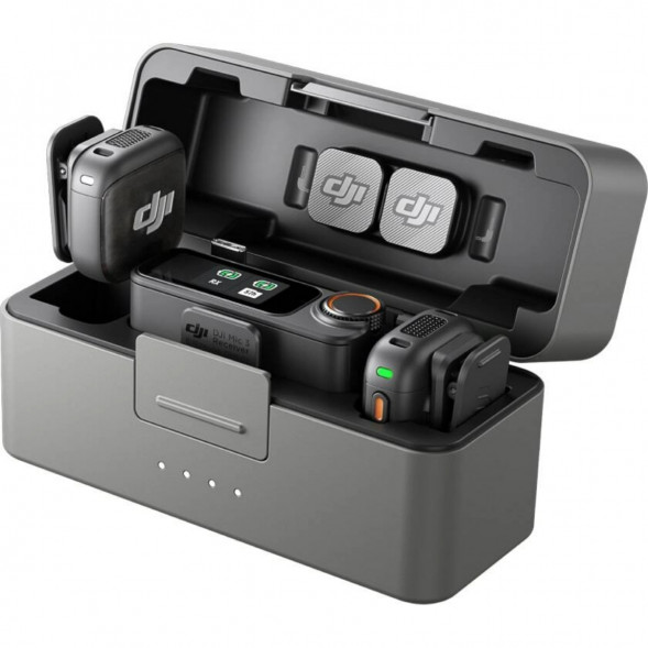 Беспроводной микрофон DJI Mic 3 (2 TX + 1 RX + Charging Case) в Орле