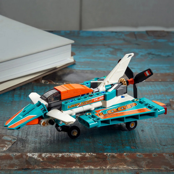 Конструктор LEGO Technic 42117 Гоночный самолёт в Орле